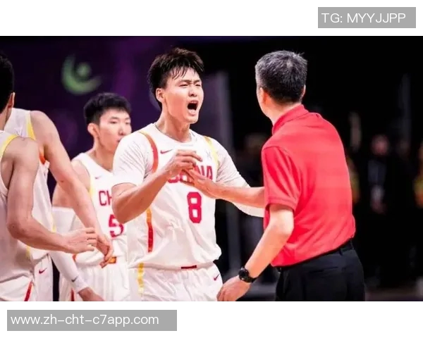 中国男篮与美国男篮巅峰对决展现篮球魅力与体育精神的激烈碰撞